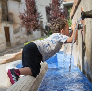 hydrating tips for hot flash relief
